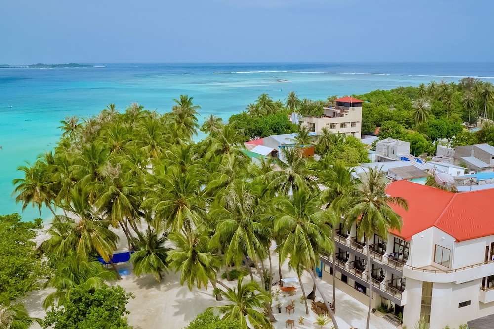 Kaani Beach 4*
