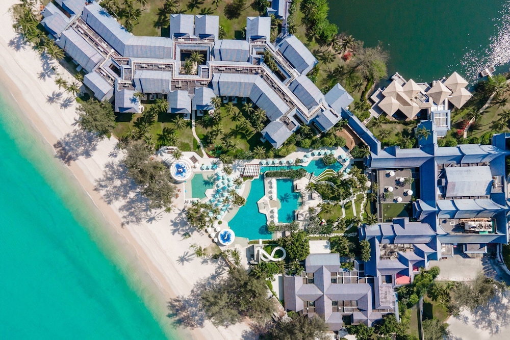 SAii Laguna Phuket 5*