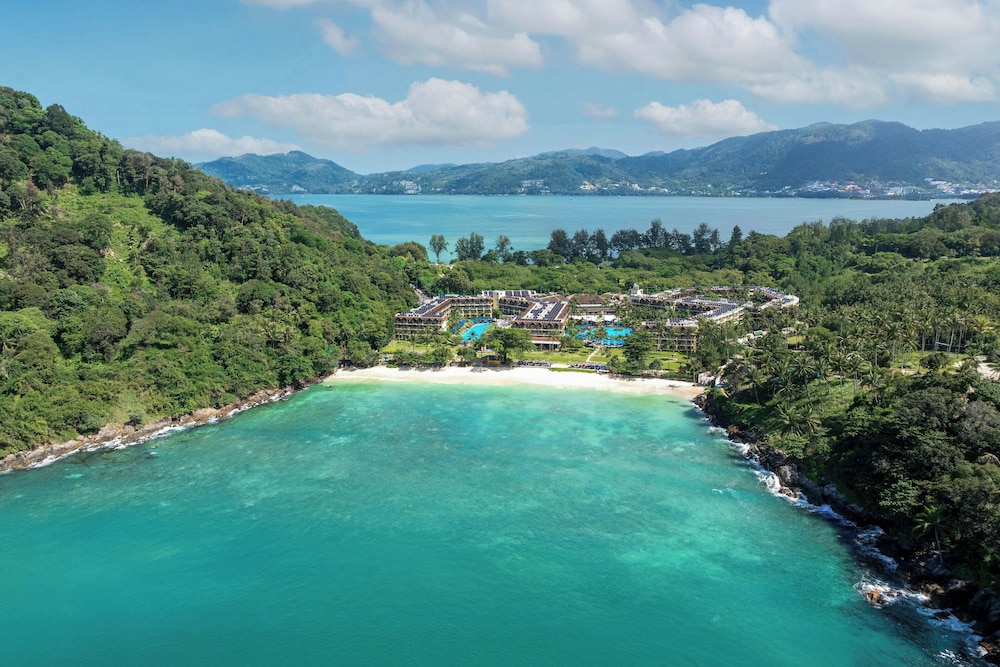 Phuket Marriott Resort & Spa, Merlin Beach 5*