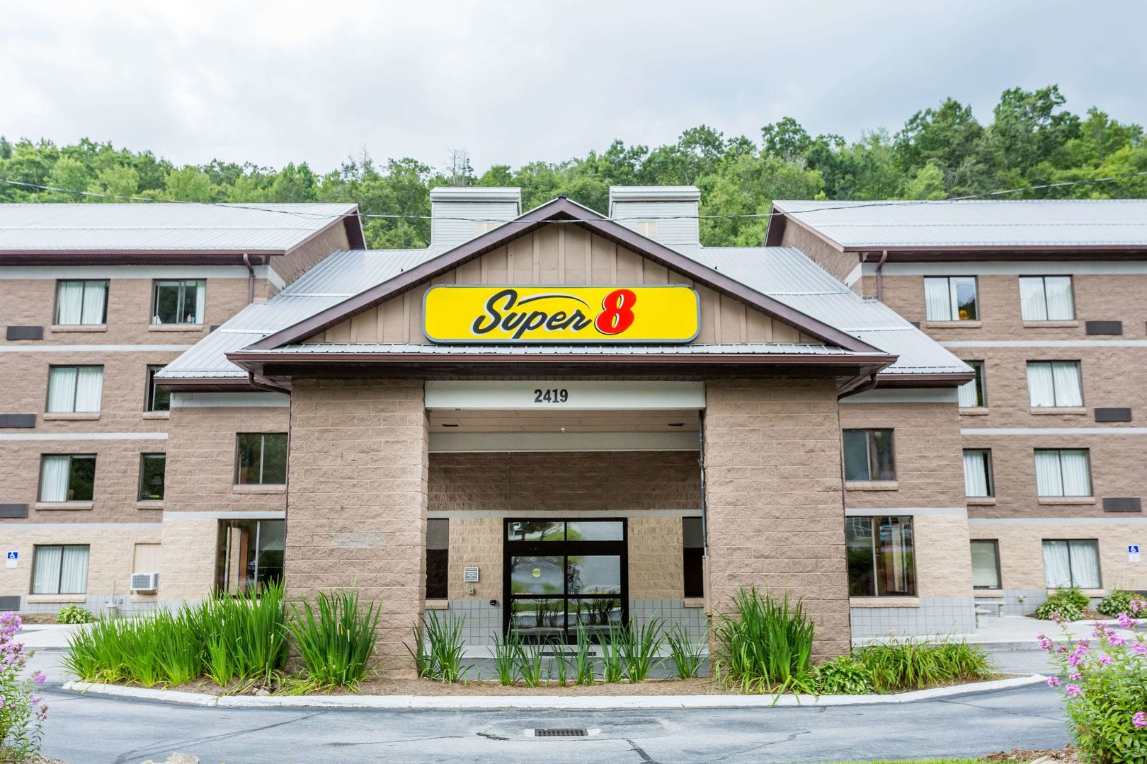 Graystone Lodge, Ascend Hotel Collection