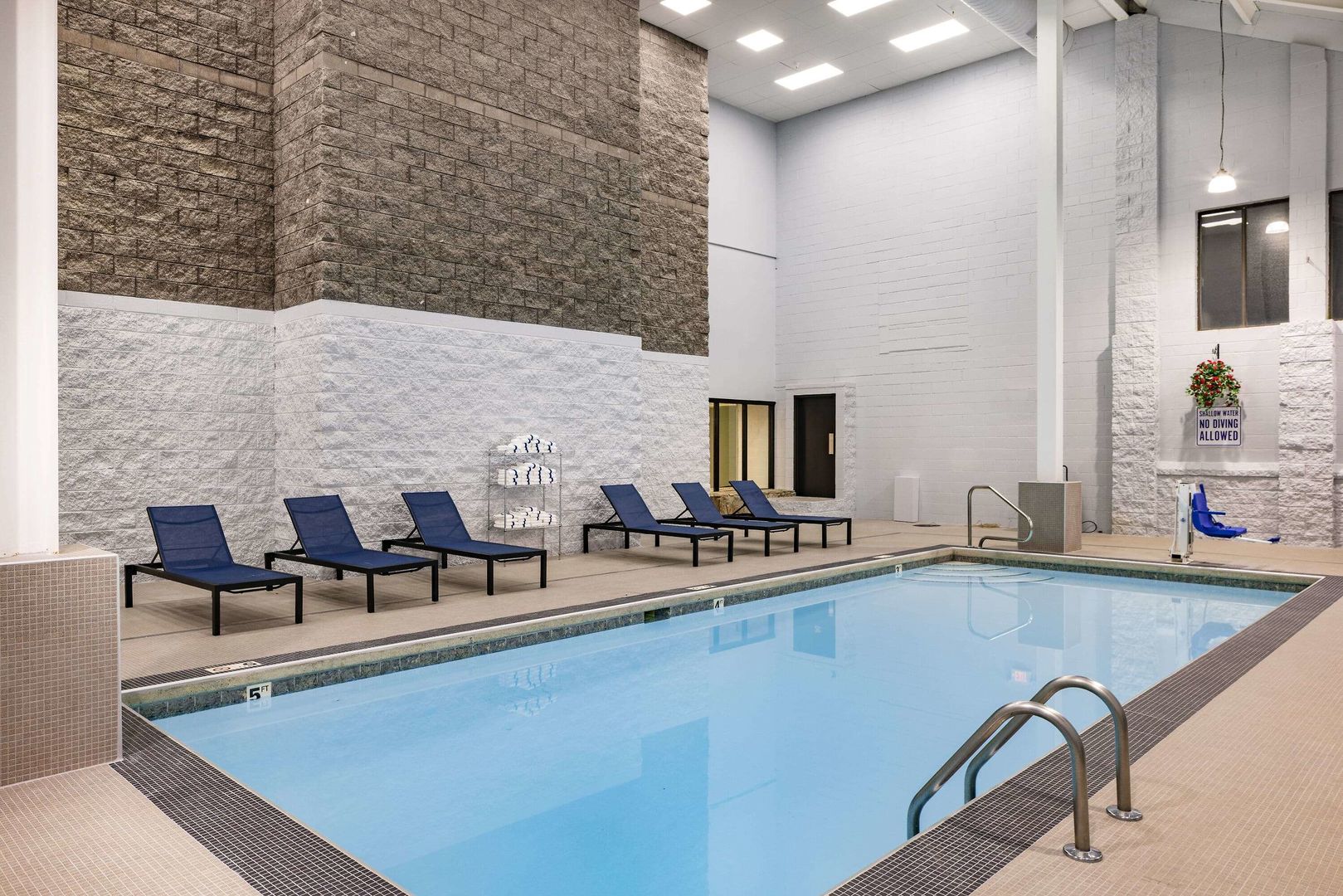 Graystone Lodge, Ascend Hotel Collection 6