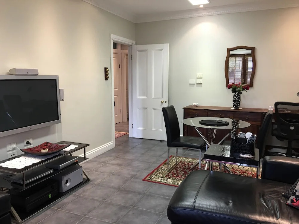 Swan Inn Bed and Breakfast 2