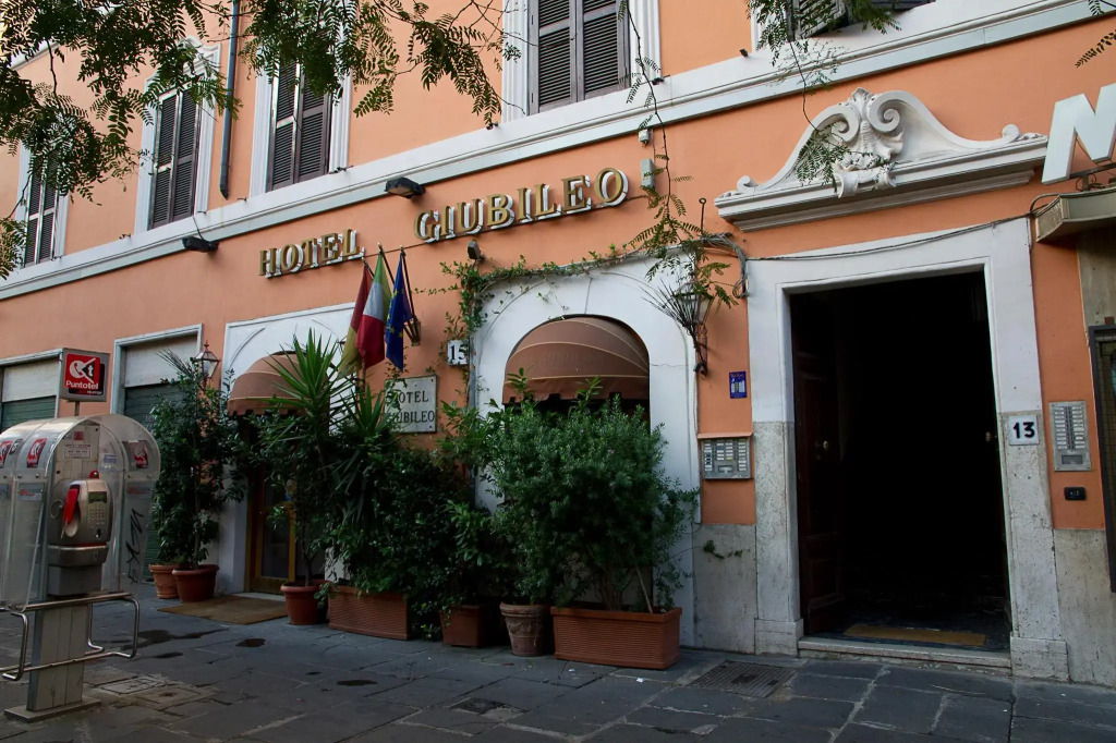 hotel-image