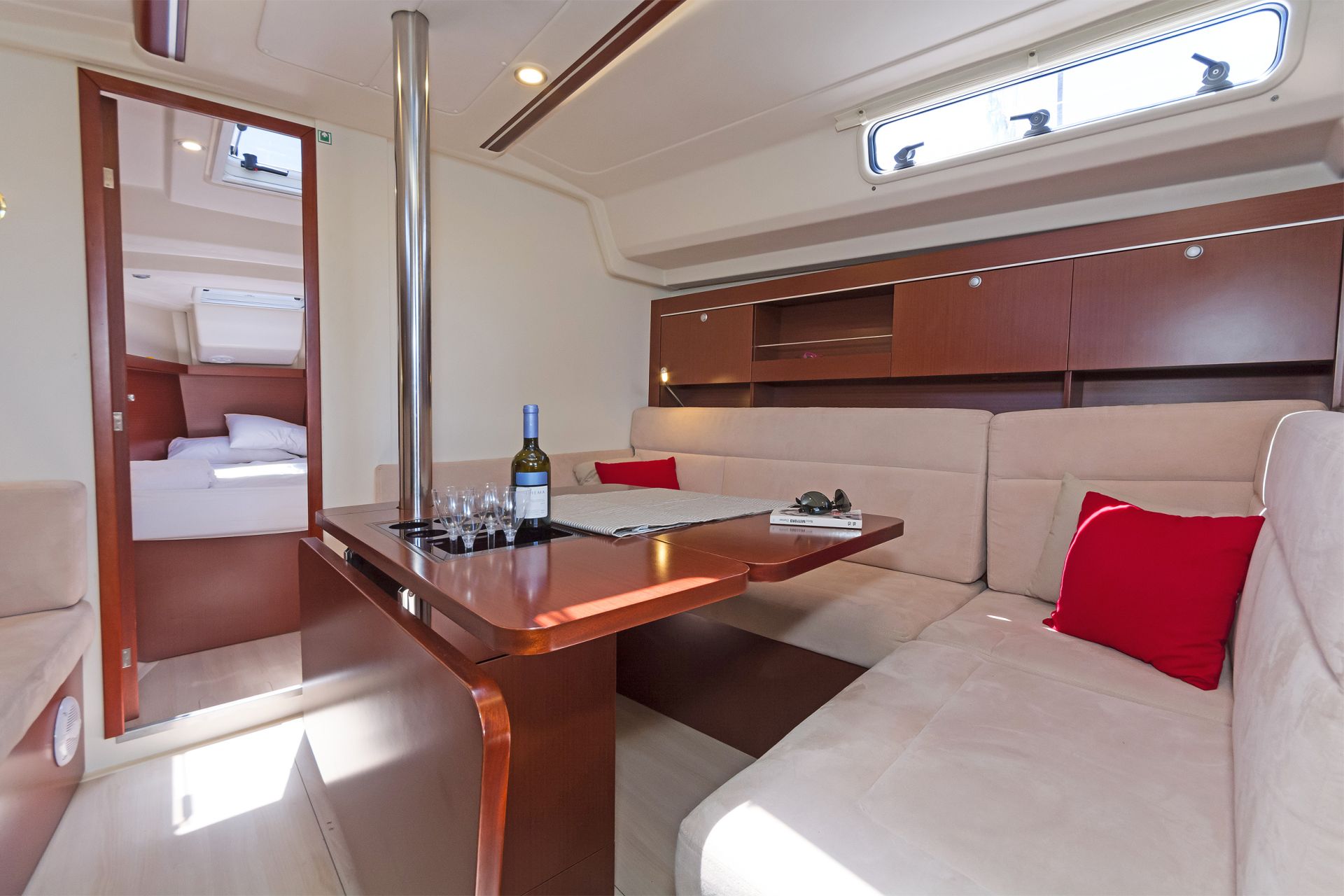 Hanse 385 27