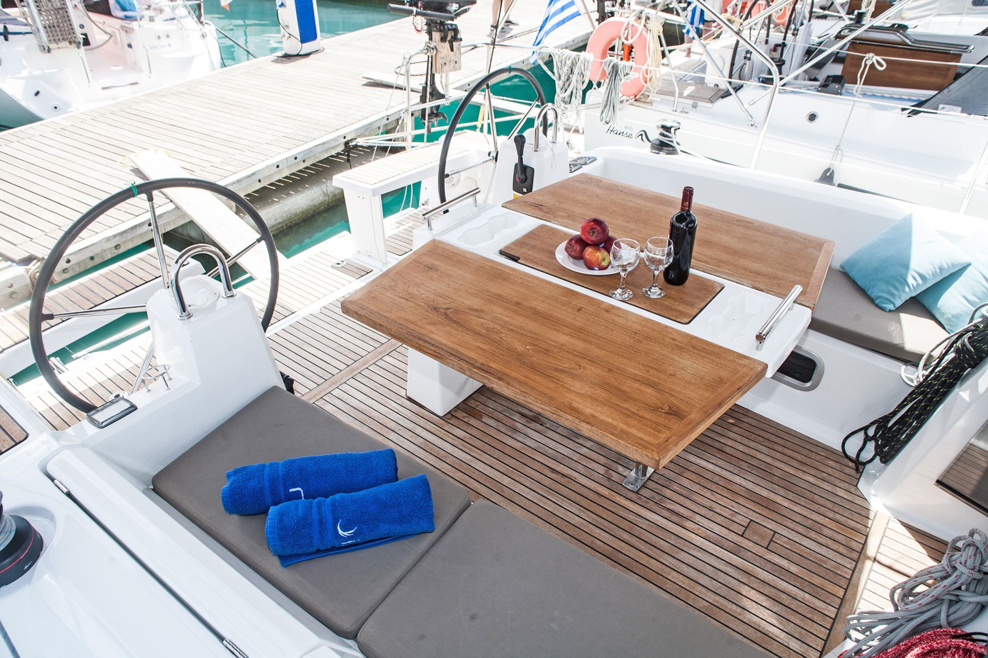 Oceanis 38 16