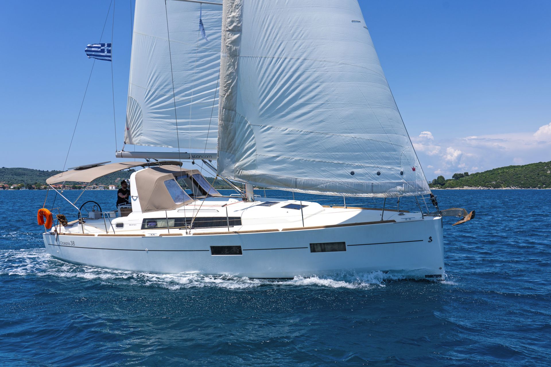 Oceanis 38 21